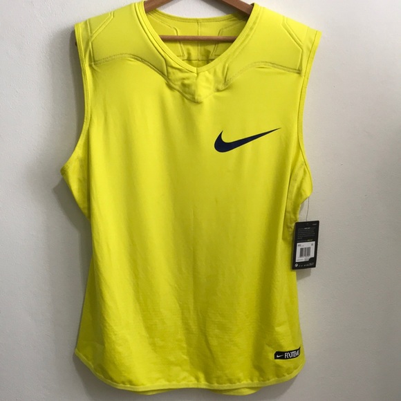 Nike Sleeveless Padded Shirt for Football - Picture 2 of 7